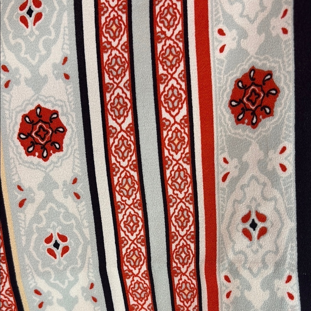 LOFT Women's Red and Black Patterned Shorts - Picture 5 of 6